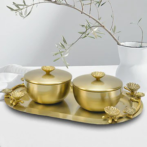 Bandeja de servicio rectangular de aluminio dorado mate con cuencos para servir y mango de flores elegante para restaurante, hogar, suministros para hoteles - Product Image 2