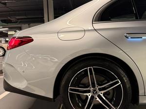 Nuevo Mercedes-Benz Clase E 300 en Venta - Product Image 4