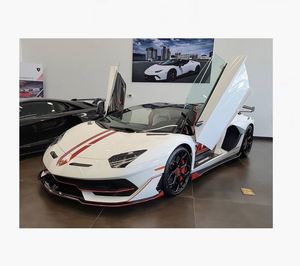 Lamborghini Aventador SVJ en Excelente Estado, Color Blanco, Entrega Rápida - Product Image 6