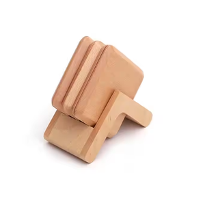 Sous-verres carrés en bois de noyer au design moderne et tapis et coussinets à épaisseur personnalisée par Crescent Crafts - Product Image 1