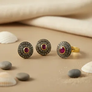 Ensemble de boucles d'oreilles et bague en or plaqué avec rubis, design pavé classique, bijoux pour femmes, bijoux de mariage, ensembles de bijoux en alliage - Product Image 3