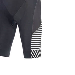 Pantalones Cortos de Ciclismo para Hombre con Tirantes de Silicona, Acolchado Antibacteriano y Tirantes de Malla Ligeros, Personalizables para Equipos - Product Image 4