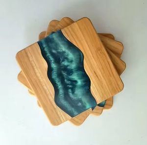 Sous-verres en bois absorbant pour boissons sous-verres en bois d'acacia et en résine époxy avec logo personnalisé Ensemble cadeau de 4 pour boire du thé, du café et du vin - Product Image 2