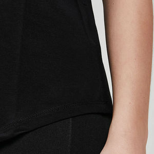 Débardeurs de sport respirants en tricot pour femmes, séchage rapide, vente en gros OEM, haute qualité, personnalisables pour le yoga, la gym et le sport décontracté - Product Image 6