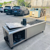 Machine à glaçons commerciale 0,3T avec production de 2 heures, compresseur de marque internationale, conception peu encombrante