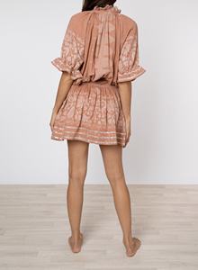 Vestido Mini Bohemio Ecológico de Gasa con Mangas Abullonadas de Encaje, Estampado, Cuello Camisero y Ajuste Holgado para Mujer - Product Image 2