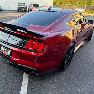 2020 Ford Mustang 5.0 V8 GT Fastback selshift ยูโร6 2dr 13,500ไมล์ (69 REG) น้ำมันอัตโนมัติหนังด้านซ้ายซันรูฟแบบพาโนรามา - Product Image 1