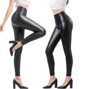 Leggings en cuir de fitness personnalisables pour femmes Embellissement en strass Tissu extensible respirant Logo OEM pour Gymwear en vrac - Product Image 4