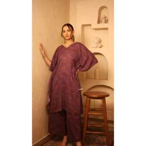 Ensemble assorti caftan violet Stardust en mousseline de soie, coupe ample, trois-quarts, pour femme, tailles XL, 2XL, 3XL, pour tenues printemps/été/automne - Product Image 2