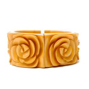 Brazalete de resina tallado amarillo diseño vintage estilo retro joyería brazalete de resina pieza de tamaño superior atractivo moda al por mayor - Product Image 3