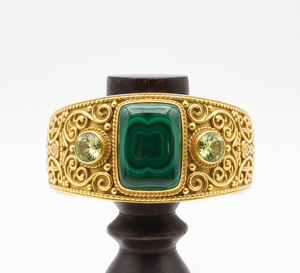 Bracelet jonc unisexe style bohème, plaqué or, perles tibétaines, cabochon en malachite, cadeau d'anniversaire artisanal - Product Image 6