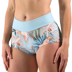 Pantalones cortos de compresión para mujer de nuevo diseño a precio de venta al por mayor/100% pantalones cortos de compresión hechos con material transpirable para mujer - Product Image 1