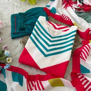 Conjunto de Kurti, Pantalón y Dupatta de Muselina Suave Premium VASTRA COTTAGE para Mujer, Conjunto de Kurta con Estampado Digital y Forro Interior, Ropa Casual Festiva - Product Image 4