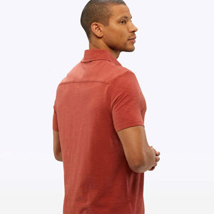 2025 Venta al por mayor Unisex personalizado para polos para hombres y mujeres Patrón sólido Ropa versátil disponible en lotes y pedidos OEM - Product Image 3