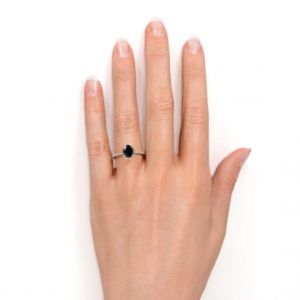 Bague d'anniversaire élégante et simple en argent et or avec diamant de laboratoire de forme ovale, sertie de griffes, pour femme - RCK Global - Product Image 5