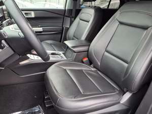 FORD EXPLORER XLT AWD SUV CROSSOVER 2023 D'OCCASION EN EXCELLENT ÉTAT - Product Image 4