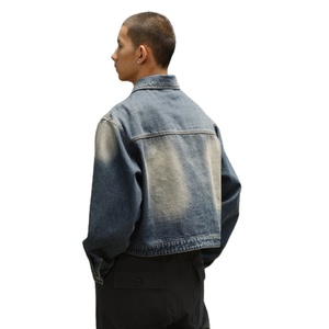 Veste universitaire surdimensionnée de haute qualité personnalisée antique, col rabattu, délavage acide, veste en jean vintage courte et ample - Product Image 3