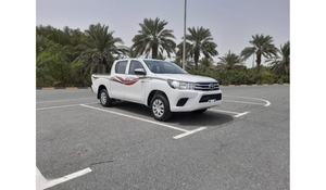 Expédition rapide pour Toyota Hilux 2020 RHD-LHD GCC d'occasion, essence, transmission intégrale, sièges en cuir, pneus R20 - Product Image 3