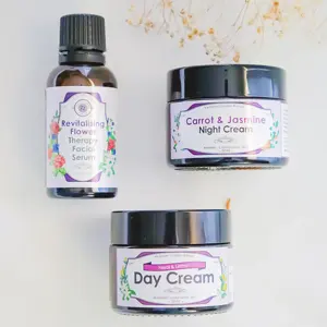 Productos Esenciales para el Tratamiento Facial de Piel Normal/Combinada - Product Image 4