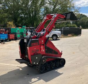 Mini-chargeuse compacte 2025 Iron Rhino IR1000PRO avec moteur Kubota, pompe haute performance, moteur, boîte de vitesses, garantie 4 ans, hydraulique Huade - Product Image 1