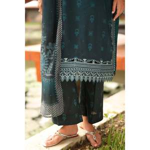 Embroidered Printed Lawn <b>Women's</b> <b>Suit</b> Set UF-4259 - Product Image 6