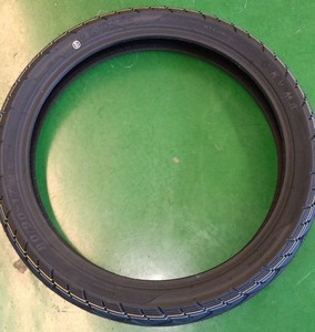 Neumáticos Kumatire K110 Duraderos para Yamaha Sirius 70/90-17 y 80/90-17 - Product Image 5