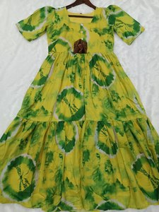 ชุดเดรสพิมพ์ลายดอกไม้ชุดเดรสชิ้นเดียวของผู้หญิงชุดเดรสผ้าไหมสไตล์อินเดียแขนแฟนซีสำหรับงานแต่งงานสำหรับผู้ใหญ่ - Product Image 6