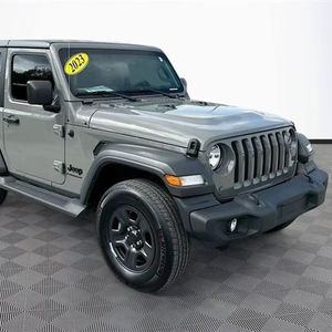 Usado cuidadosamente 2023 Jeep Wrangler Sport 2dr SUV 4WD - Product Image 1