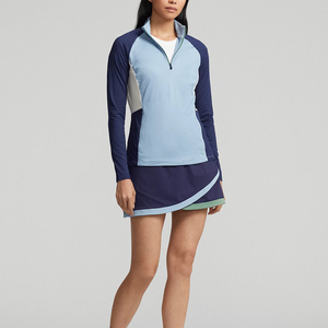 Ensemble de vêtements de sport pour femmes, taille haute, pour le tennis, le golf et le pickleball, avec logo sur le devant et jupe, en vente - Product Image 3