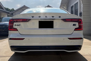 2023 S60 Recharge T8 Plus Black Edition ไมล์น้อย เครื่องยนต์อัตโนมัติ หลังคาพาโนรามา ไฟ LED พร้อมส่ง - Product Image 5