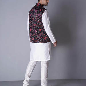 Gilet en toile respirante pour homme sans manches Collection automne poche bas prix personnalisable services OEM disponibles pour Mehndi - Product Image 2