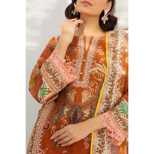 ชุดสูทคัดดาร์ 3 ชิ้นสำหรับผู้หญิง พร้อมผ้าคลุมไหล่ผ้าฝ้ายลายพิมพ์ซารี รุ่น SD-52182 - Product Image 4