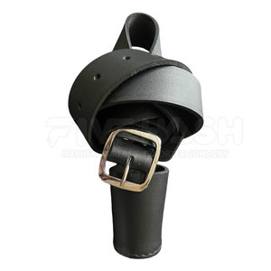 Porta Banderas de Cuero de Alta Calidad, Diseño Duradero con Agarre Seguro, Perfecto para Transportar Banderas de Forma Segura en Eventos y Ocasiones Formales - Product Image 5