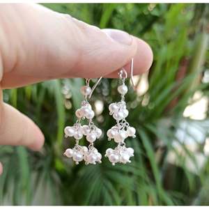 Pendientes Colgantes de Perlas de Agua Dulce Hechos a Mano, Pendientes de Plata de Ley para Novia - Product Image 2