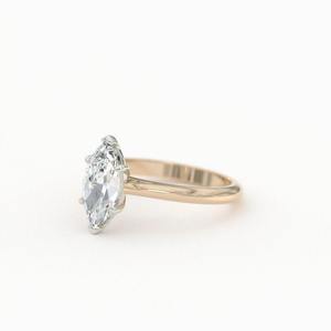 Elegante corte Marquesa VVS2 E Color Lab Grown Diamond anillo de compromiso IGI certificado personalizado oro plata al por mayor OEM ODM proveedor - Product Image 1