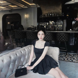 [Fábrica de costura a buen precio] DR172 2025 Mini vestido con cuello cuadrado a rayas en colores de tendencia caliente Meticuloso en cada costura - Product Image 2