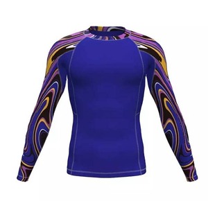 Vente en gros de rashguards unisexes personnalisés à manches longues, à séchage rapide, compressifs, 100% coton polyester, vêtements de sport d'été OEM/ODM - Product Image 4