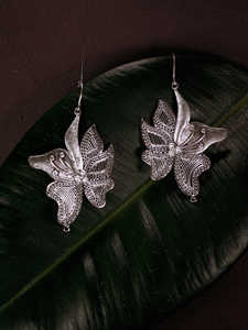 Best Selling High Grade <b>Butterfly</b> Stud Earrings High Quality Glittering Shine Handmade Indian Jewelry Fashion Accessories - Product Image 3