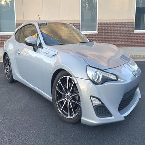 USADO LHD/RHD 2013 SCION SERIE DE 10 - Product Image 1