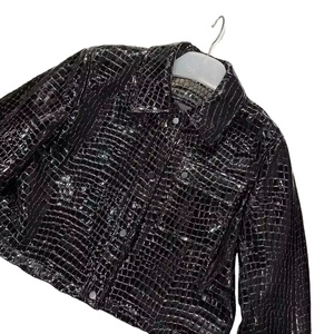 Blouson aviateur en cuir de vachette texturé, noir brillant, effet crocodile, fermeture éclair sur le devant, col rond, cuir véritable, hiver, femme - Product Image 1