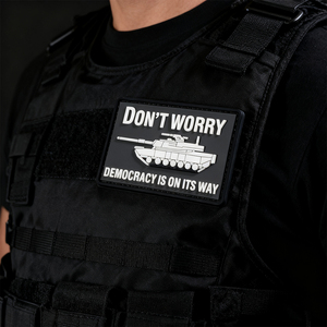 Parche de PVC 3D Democracy personalizado, insignia de logotipo en relieve de goma suave con respaldo de gancho para chaquetas, bolsos, gorras, accesorios - Product Image 2