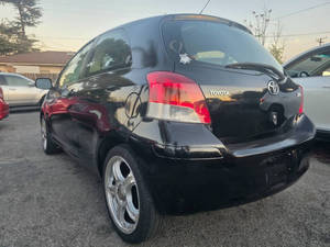 ใช้สำหรับรถยนต์ยาริส พวงมาลัยซ้าย เกียร์อัตโนมัติ หุ้มหนัง สีเข้ม แบบแฮทช์แบ็กและซีดาน - Product Image 5