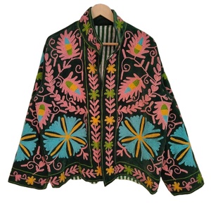 Chaqueta de terciopelo Suzani bordada a mano con arte floral folclórico, estilo bohemio étnico, abrigo de invierno para mujer, prenda vintage, idea de regalo. - Product Image 1
