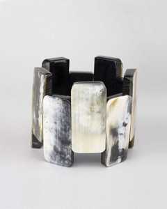 <b>Indian</b> Artisans Sourced Buffalo Horn <b>Bangle</b> Bracelet Fashion Cufflinks in Black with Elegant Artisanal Design Handmade in India - Product Image 4