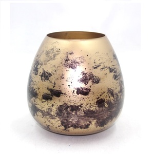 Nouveau Vase à fleurs de luxe en verre design moderne violet mat fini pour la décoration de la maison fait à la main personnalisé - Product Image 4