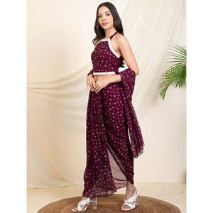 Conjunto Bohemio para Mujer, Top Halter con Cuello Halter y Pantalones Dhoti con Dupatta, Tela de Chifón Bordada, Color Vino - Product Image 3