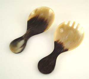 Cubiertos hechos a mano de la mejor calidad Cuerno de búfalo Cucharas de mango largo Cuerno Ensalada Cucharas para servir Vajilla por S A And Sons Exports - Product Image 4