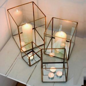 IK Designs, candelabros interiores/exteriores de iluminación para el hogar de Calidad exclusiva, huracanes de metal y vidrio para interiores elegantes - Product Image 1