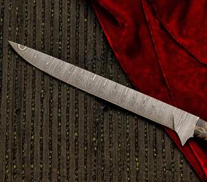 Cuchillo de chef de cocina de acero de Damasco hecho a mano con filete personalizado, capacidad de corte de verduras, mango de madera Pakka con cubierta protectora - Product Image 6