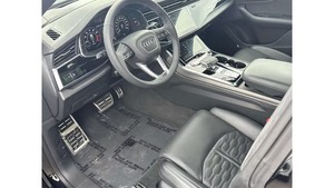 Audi RS Q8 SUV 2024 Usado en Excelentes Condiciones - Product Image 3